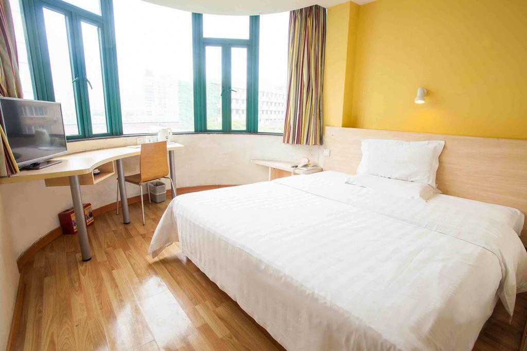 7Days Inn Huaihua West Bus Terminal Kamer foto